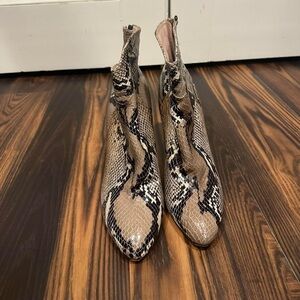 Snakeskin Pattern Women's Ankle Boots